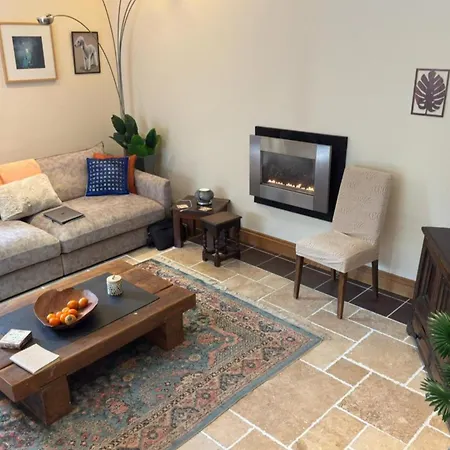 Sleeps 4 - Old - Near Pendle Hill Skipton